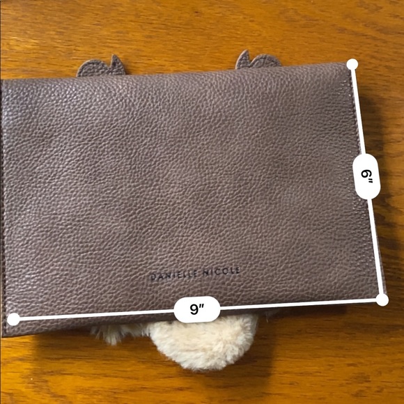 NWOT Danielle Nicole Disney Beast Clutch - Picture 5 of 7